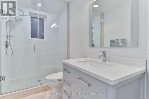 Main - 880 College Street, Toronto, ON - Indoor Photo Showing Bathroom