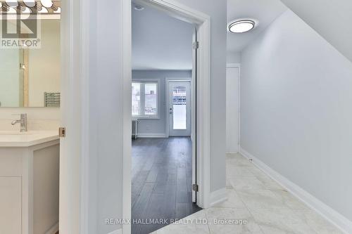 Main - 880 College Street, Toronto, ON - Indoor Photo Showing Bathroom