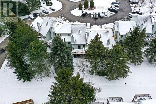 Looks out onto trees - 124 - 150 Victoria Street S, Blue Mountains, ON - Outdoor With View