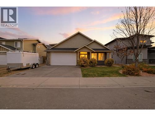 2780 BEACHMOUNT Crescent  Kamloops, BC V2B 0E6