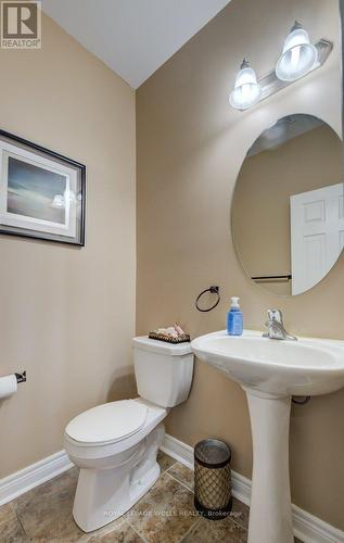 538 Thomas Slee Drive, Kitchener, ON - Indoor Photo Showing Bathroom