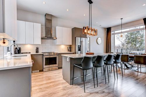 Kitchen - 165 Rue Du Denali, La Conception, QC - Indoor Photo Showing Kitchen With Upgraded Kitchen