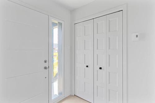 Hall d'entrée/Vestibule - 55Z Rue Des Pêcheurs, Saint-Louis-De-Gonzague, QC - Indoor Photo Showing Other Room