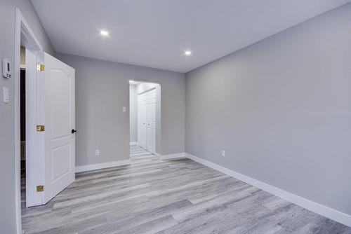 Chambre à coucher - 44 Rue De Dubuisson, Gatineau (Gatineau), QC - Indoor Photo Showing Other Room