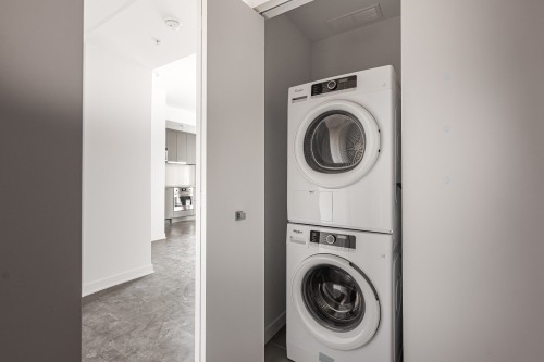 Salle de lavage - 801-1160 Rue Mackay, Montréal (Ville-Marie), QC - Indoor Photo Showing Laundry Room