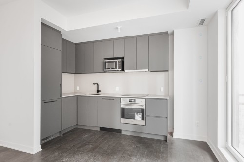 Cuisine - 801-1160 Rue Mackay, Montréal (Ville-Marie), QC - Indoor Photo Showing Kitchen