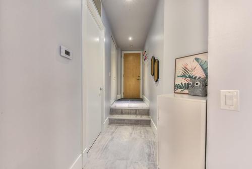 Hall d'entrée/Vestibule - 200-5099 Rue Jeanne-Mance, Montréal (Le Plateau-Mont-Royal), QC - Indoor Photo Showing Other Room
