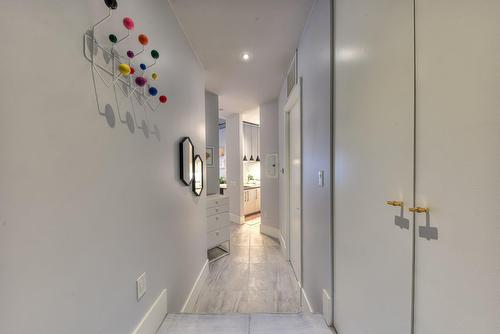 Hall d'entrée/Vestibule - 200-5099 Rue Jeanne-Mance, Montréal (Le Plateau-Mont-Royal), QC - Indoor Photo Showing Other Room