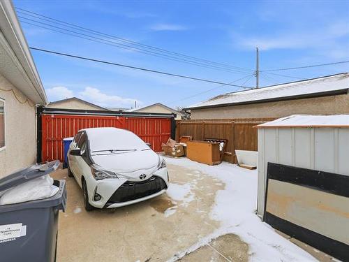 19 Gainsborough Cove, Winnipeg, MB 