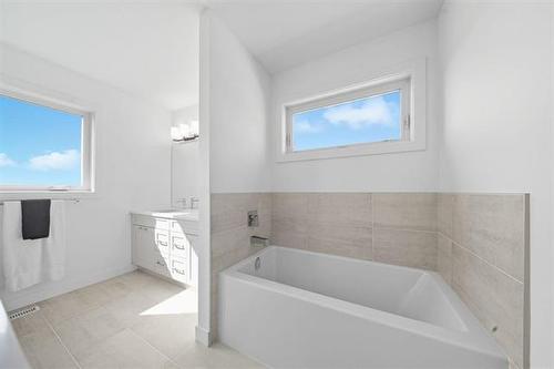 35 Chimney Swift Way, St Adolphe, MB 