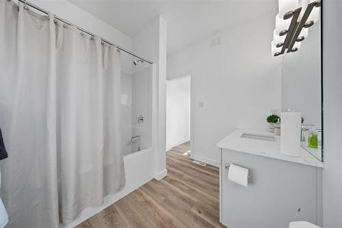 35 Chimney Swift Way, St Adolphe, MB 