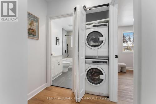 1796 Saunderson Drive, Ottawa, ON - Indoor Photo Showing Laundry Room