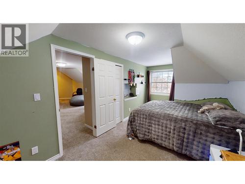 3320 5Th Street S, Cranbrook, BC - Indoor Photo Showing Bedroom