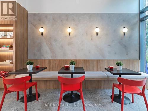 108B - 233 College Street, Toronto, ON 