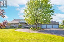 14 PIONEER RIDGE COURT Essa, ON L0L 1N0