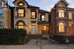 26 MURRAY Street W  Hamilton, ON L8L 1B2