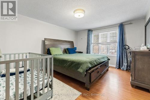 1073 Gabriel Place, Burlington, ON - Indoor Photo Showing Bedroom