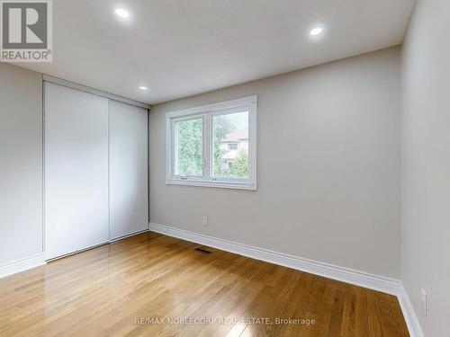 892 Sweetwater Crescent, Mississauga, ON - Indoor Photo Showing Other Room