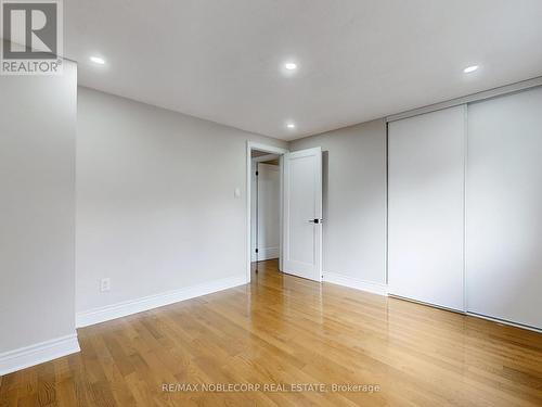 892 Sweetwater Crescent, Mississauga, ON - Indoor Photo Showing Other Room