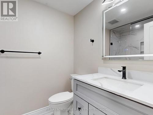 892 Sweetwater Crescent, Mississauga, ON - Indoor Photo Showing Bathroom