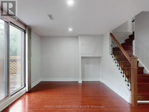 892 Sweetwater Crescent, Mississauga, ON - Indoor Photo Showing Other Room