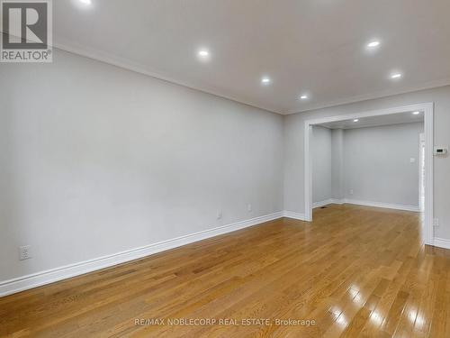 892 Sweetwater Crescent, Mississauga, ON - Indoor Photo Showing Other Room