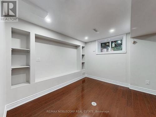 892 Sweetwater Crescent, Mississauga, ON - Indoor Photo Showing Other Room