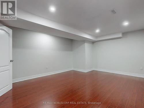 892 Sweetwater Crescent, Mississauga, ON - Indoor Photo Showing Other Room