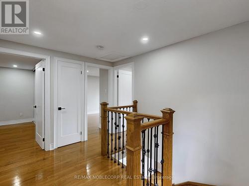 892 Sweetwater Crescent, Mississauga, ON - Indoor Photo Showing Other Room