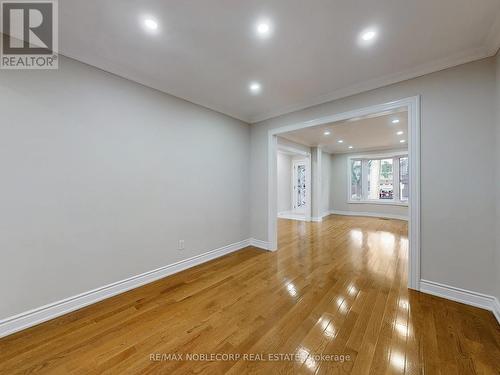 892 Sweetwater Crescent, Mississauga, ON - Indoor Photo Showing Other Room