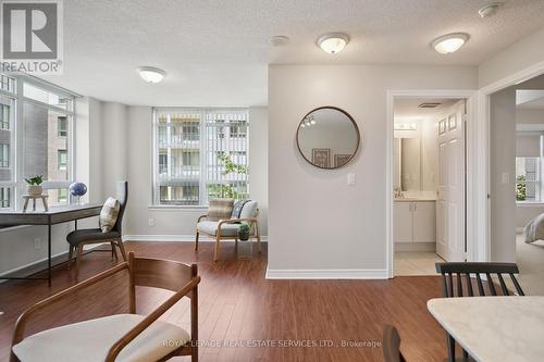 309 - 2391 Central Park Drive, Oakville, ON - Indoor