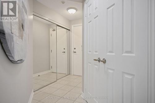 309 - 2391 Central Park Drive, Oakville, ON - Indoor Photo Showing Other Room