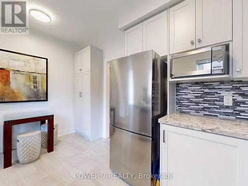 26 Suncrest Boulevard, Markham, ON - Indoor