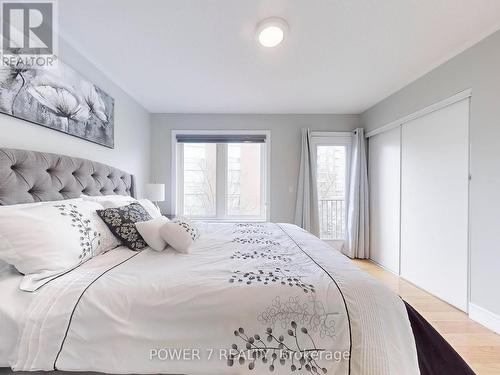 26 Suncrest Boulevard, Markham, ON - Indoor Photo Showing Bedroom