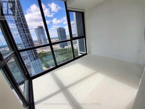 2303 - 2908 Highway 7 Road W, Vaughan, ON - Indoor Photo Showing Other Room