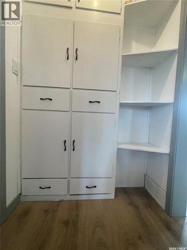441 1St Avenue Se, Sturgis, SK - Indoor