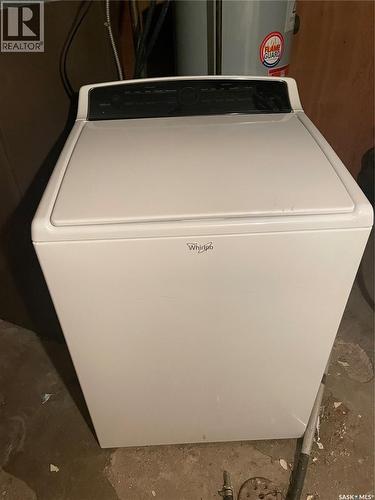 441 1St Avenue Se, Sturgis, SK - Indoor Photo Showing Laundry Room