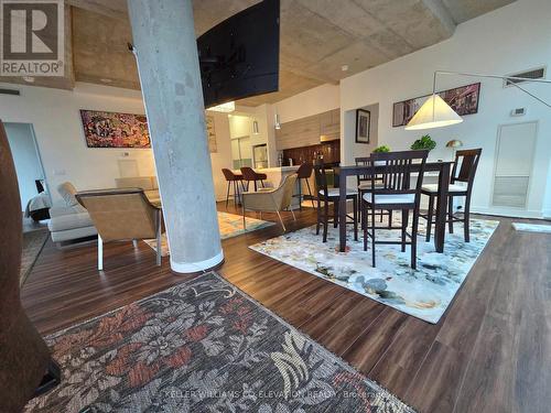 1305 - 552 Wellington Street, Toronto, ON - Indoor Photo Showing Other Room