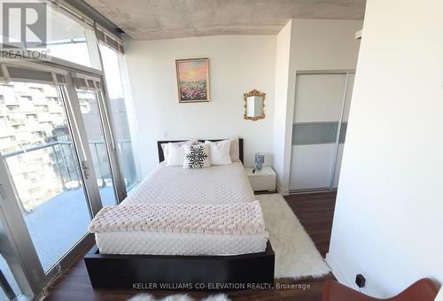 1305 - 552 Wellington Street, Toronto, ON - Indoor Photo Showing Bedroom