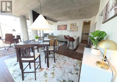 1305 - 552 Wellington Street, Toronto, ON - Indoor Photo Showing Dining Room