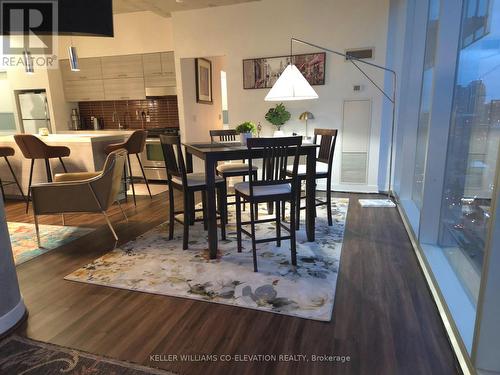1305 - 552 Wellington Street, Toronto, ON - Indoor Photo Showing Dining Room