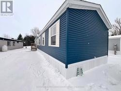 8910 LYNWOOD PARK PRIVATE  Ottawa, ON K0A 1V0