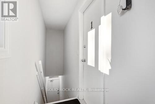 1 - 420 Arlington Avenue, Ottawa, ON -  Photo Showing Other Room