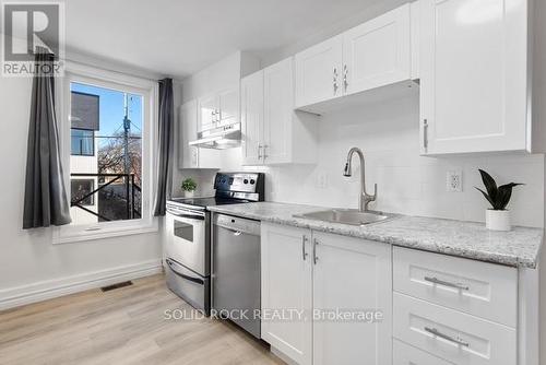 1 - 420 Arlington Avenue, Ottawa, ON - Indoor Photo Showing Kitchen With Upgraded Kitchen