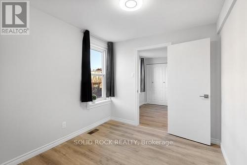 1 - 420 Arlington Avenue, Ottawa, ON - Indoor Photo Showing Other Room