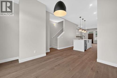 1550 Union Road Unit# 20, Kelowna, BC - Indoor Photo Showing Kitchen
