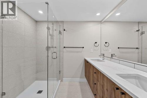 1550 Union Road Unit# 20, Kelowna, BC - Indoor Photo Showing Bathroom