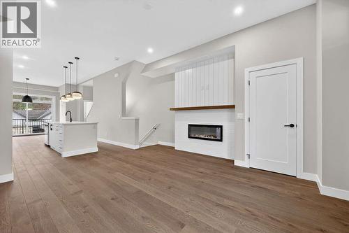 1550 Union Road Unit# 20, Kelowna, BC - Indoor With Fireplace