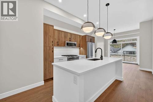 1550 Union Road Unit# 20, Kelowna, BC - Indoor Photo Showing Kitchen With Upgraded Kitchen