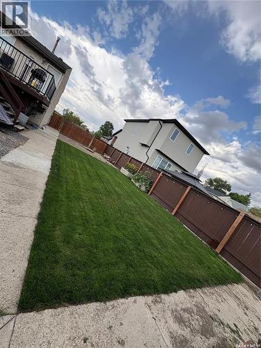 4317 3Rd Avenue N, Regina, SK - Outdoor